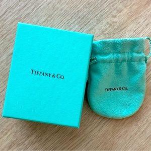 Tiffany & Co. Empty giftBox & dust bag